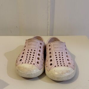 Native Kids Water Shoes - Light Pink